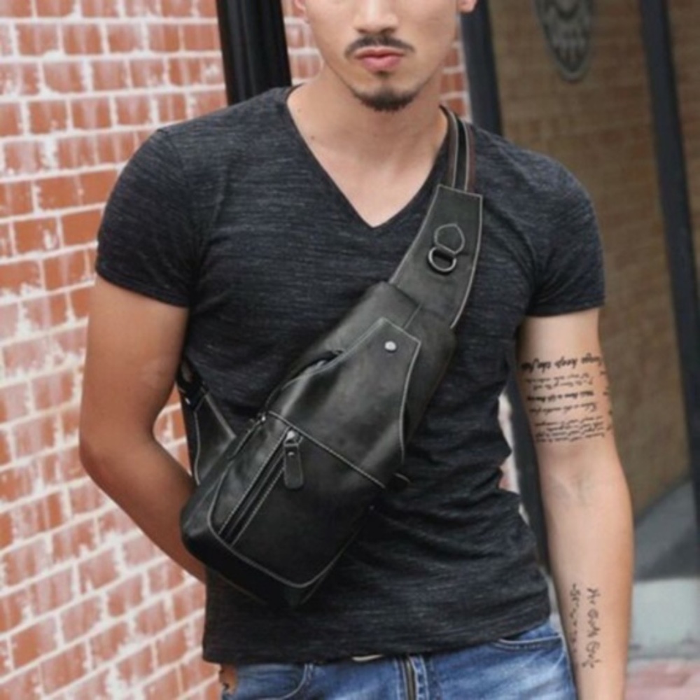 Men's Leather Crossbody Backpack